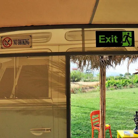 Cornelia Hippie Magic Bus 农家乐 *