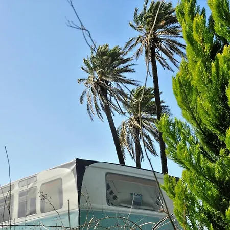 Cornelia Hippie Magic Bus Çiftlik konaklama *
